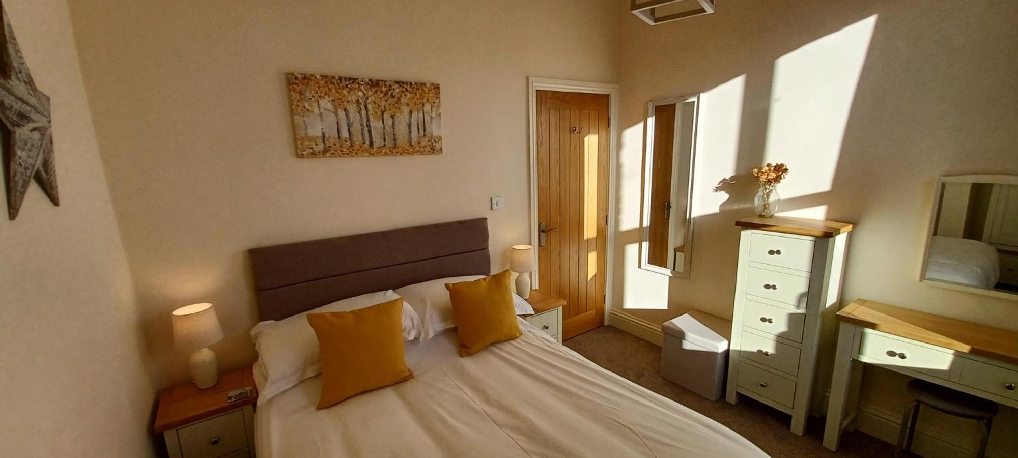 휫비 West Cliff Townhouse With Parking 빌라 외부 사진